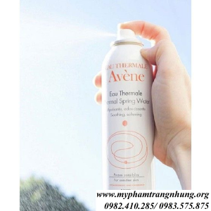 xit-khoang-avene-giu-lop-make-up