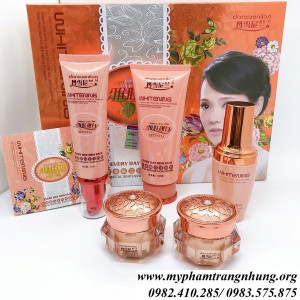 bo-duong-tri-nam-trang-da-hoang-cung-cam