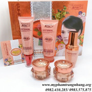 bo-hoang-cung-cam-tri-nam-duong-trang-da-5in1