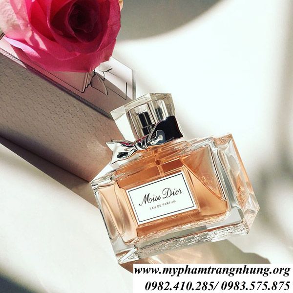 nuoc-hoa-dior-miss-dior-cherie-huong-hoa-co