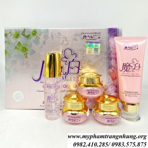 bo-my-pham-hoang-cung-hong-5-san-pham