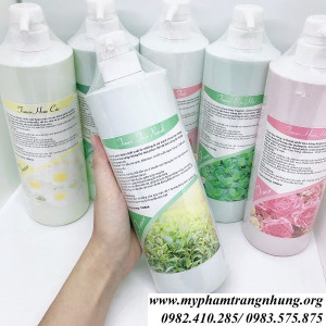 nuoc-hoa-hong-chai-lon-tra-xanh-giam-mun
