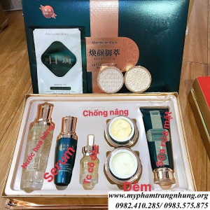 bo-my-pham-hoang-cung-tinh-chat-vang