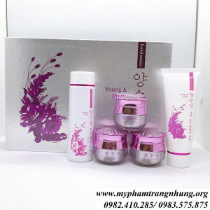 young-pretty-han-quoc-bo-5-san-pham-duong-da
